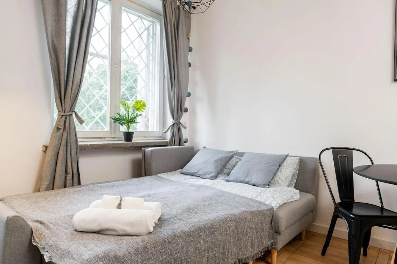 Praline Apartment Malczewskiego Warsaw