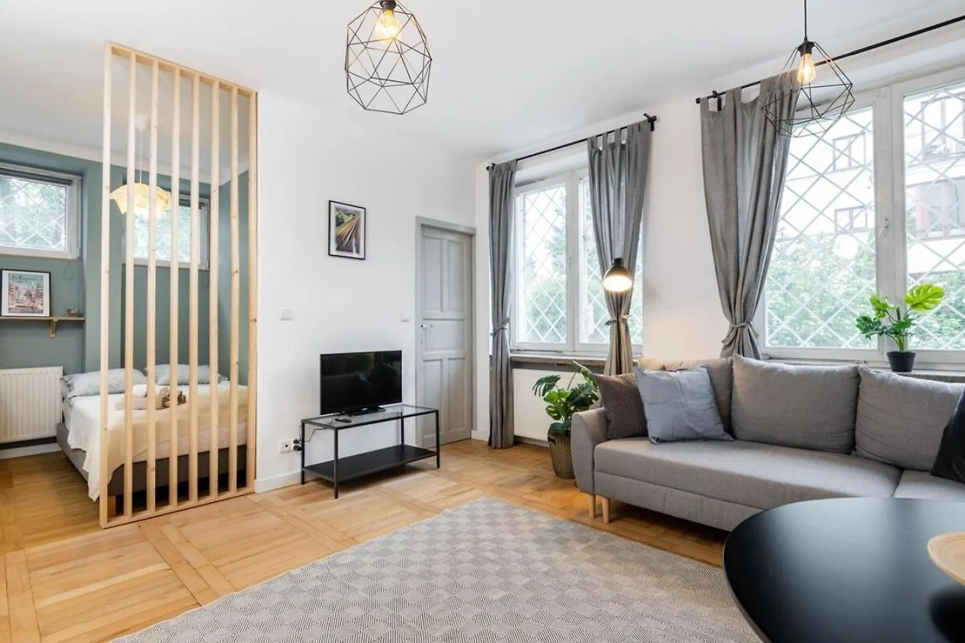 Praline Apartment Malczewskiego location