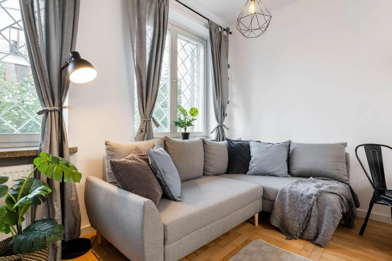 Praline Apartment Malczewskiego Warsaw Poland